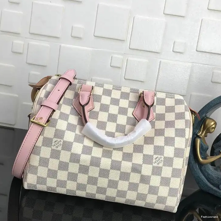 Fashionrepsfam ru LV Bags 19T1L0039 0521
